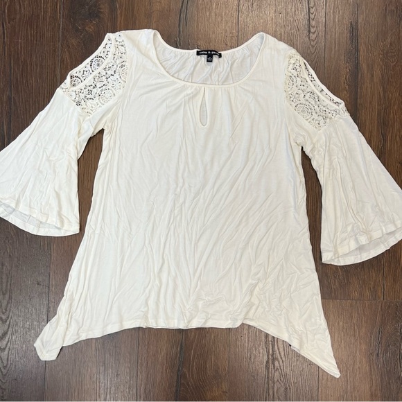 Cable & gauge cold shoulder top SZ MED - Picture 1 of 4